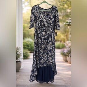 Stunning 3/4 Sleeve Floral Sequin Dress in Navy and Silver